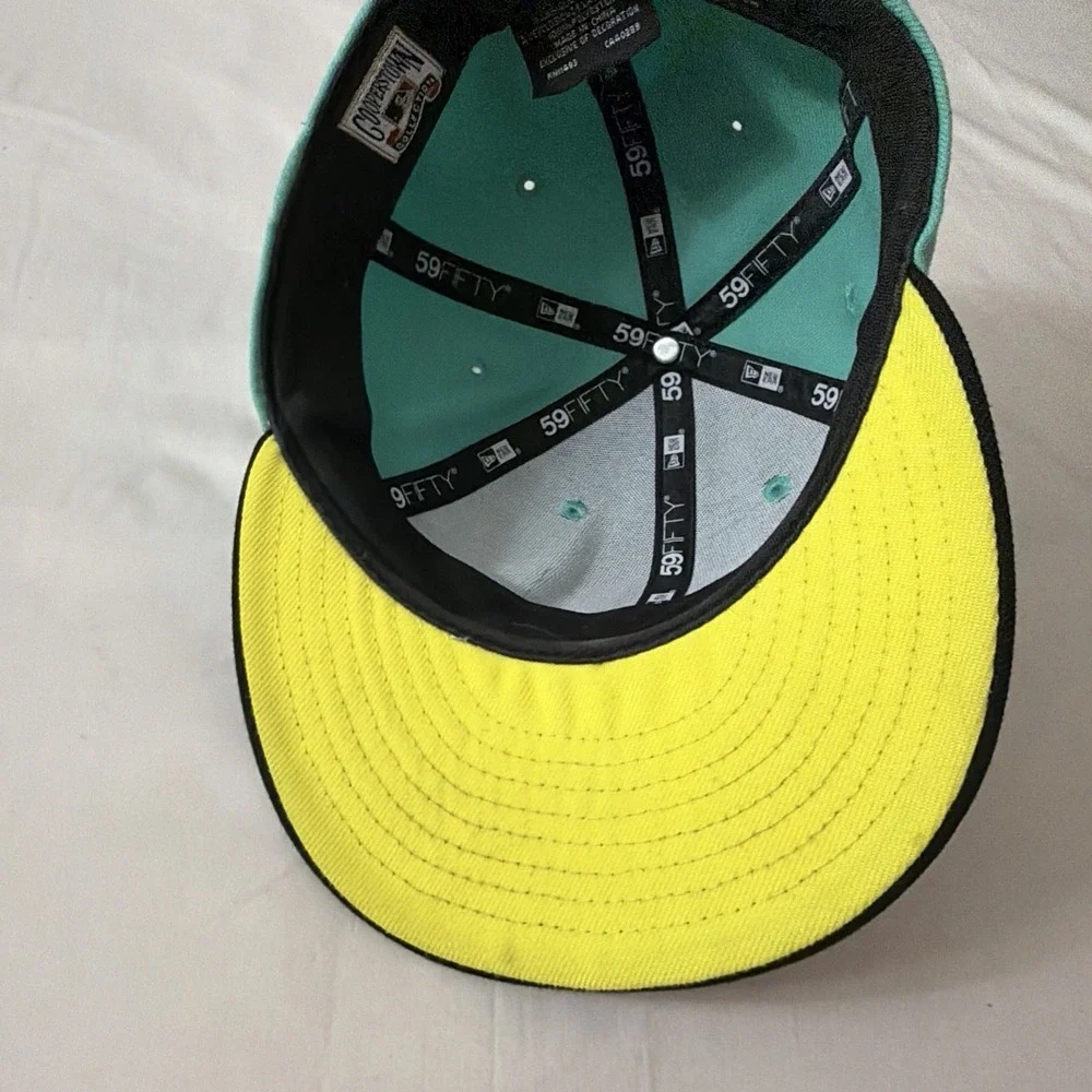 Philadelphia Phillies MLB Lids Hat Drop 